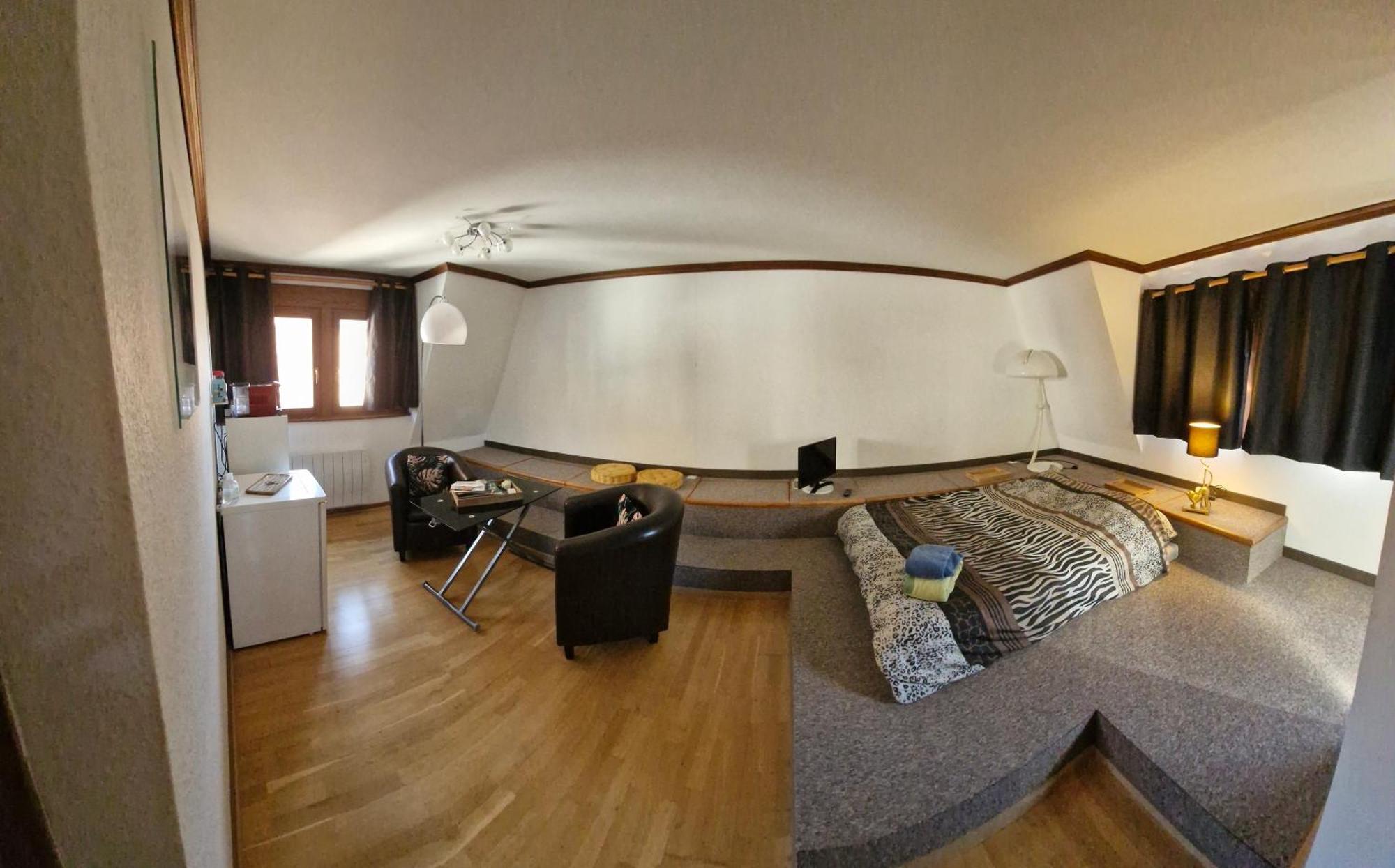 Face A La Cathedrale Apartment Страсбург Екстериор снимка